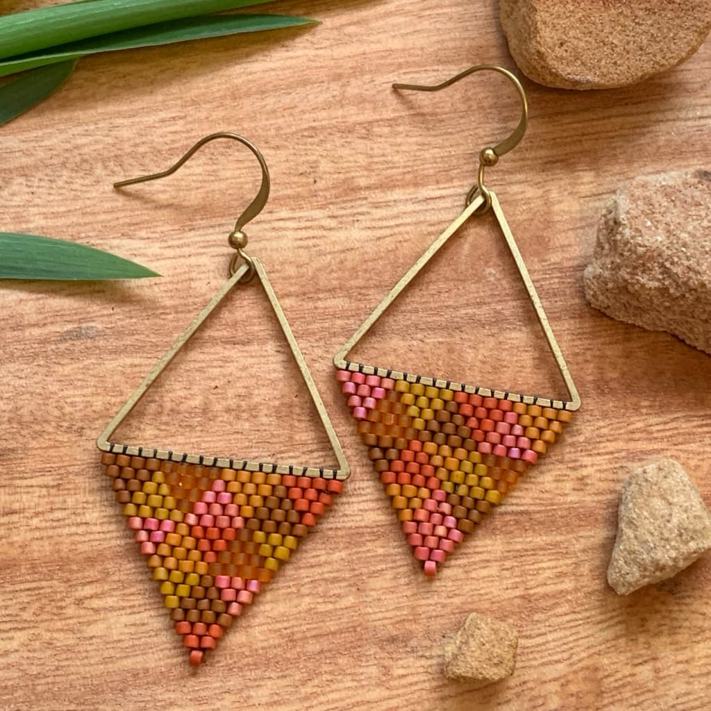 peak-triangle-sandstone