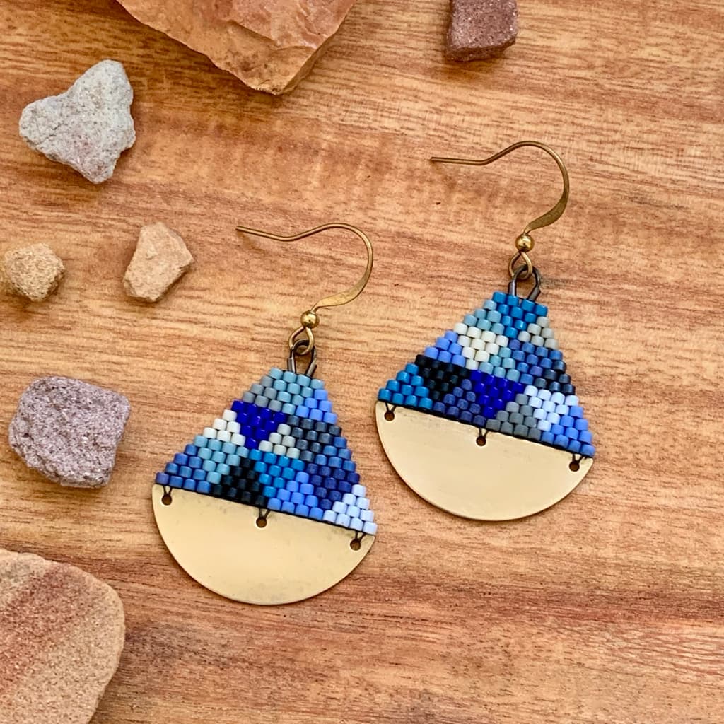 summit-full-moon-ocean